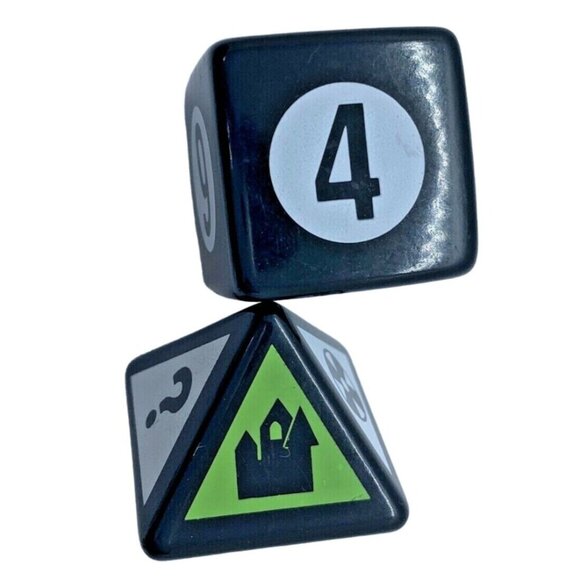 Harry Potter FIRST Edition Scene It Game Replacement Moving Pieces & Dice 2005 - Picture 3 of 5